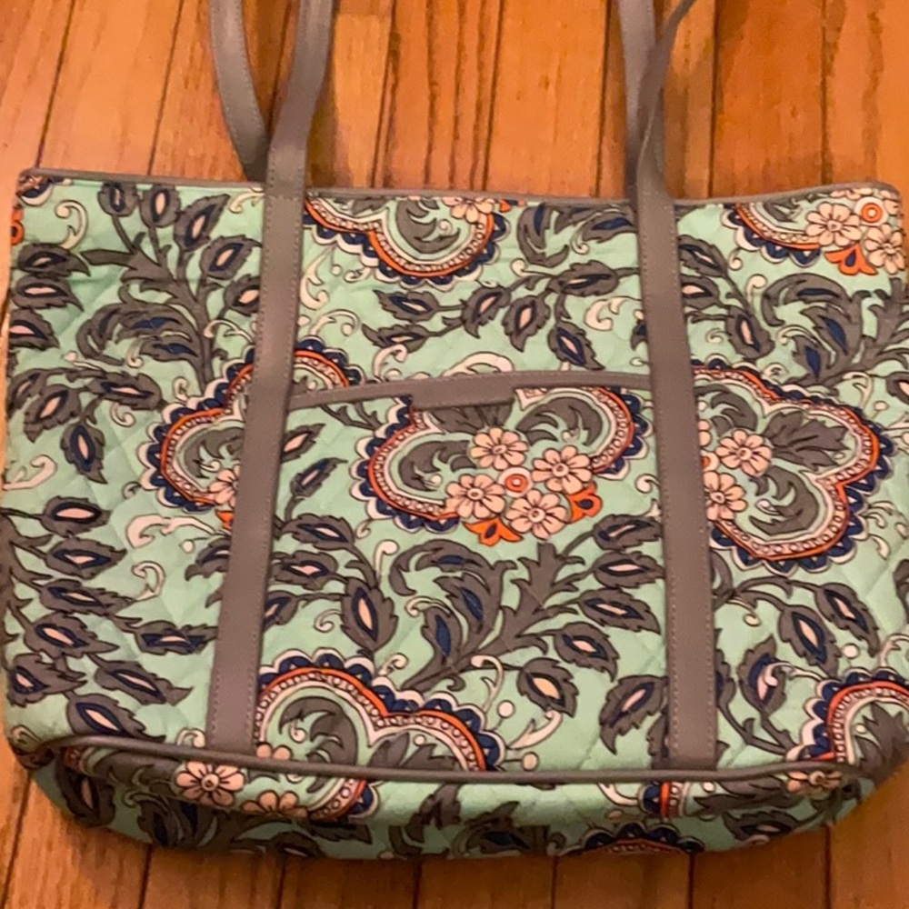 Vera Bradley small trimmed Vera with matching wallet.